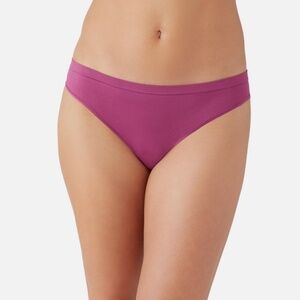 B.tempt'd by Wacoal Comfort Intended Thong Underwear Raspberry Size M NWT